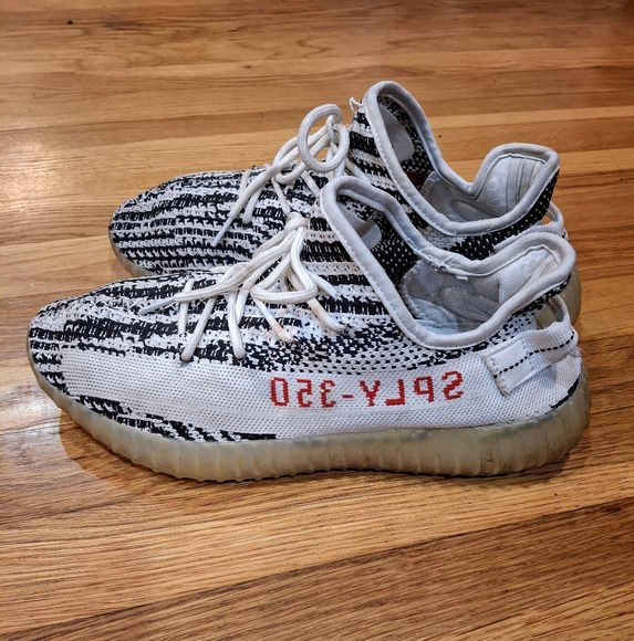 Adidas Yeezy 350 V2 Zebra Sneakers SZ 10 Black & White Adidas Yeezy - Picture 3 of 5